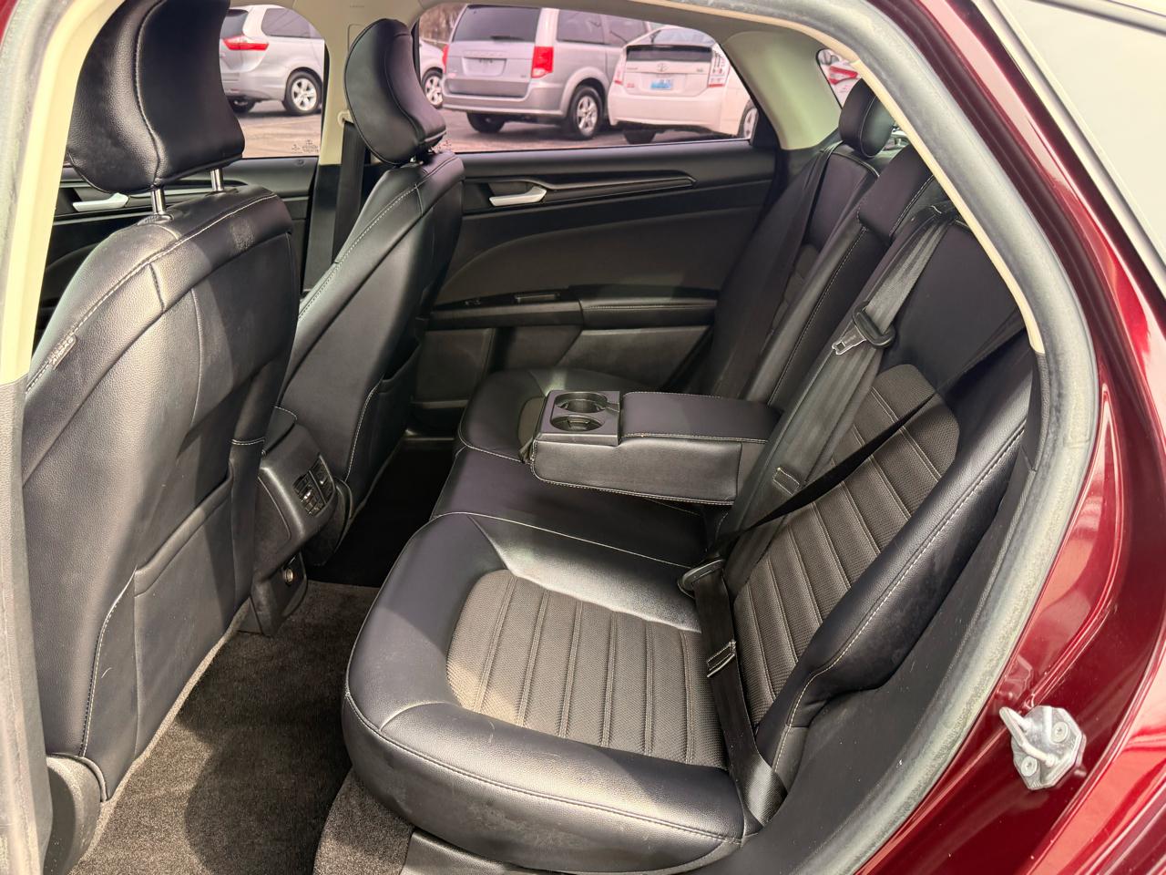 Ford Fusion SE FWD 2018