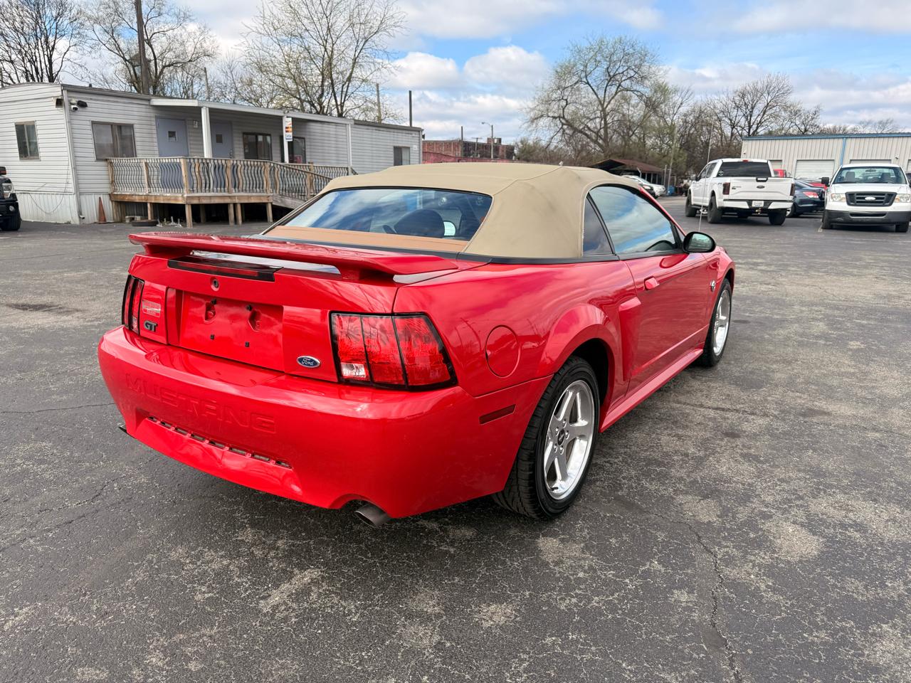 Ford Mustang 2dr Conv GT Deluxe 2004