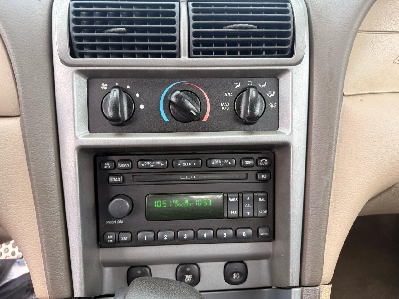 Ford Mustang 2dr Conv GT Deluxe 2004