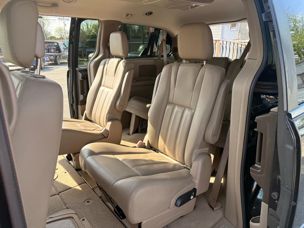 Chrysler Town & Country 4dr Wgn Touring 2016