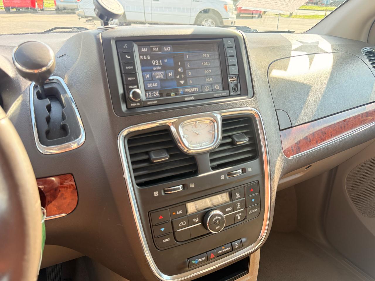 Chrysler Town & Country 4dr Wgn Touring 2016