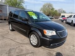 2016 Chrysler Town & Country 