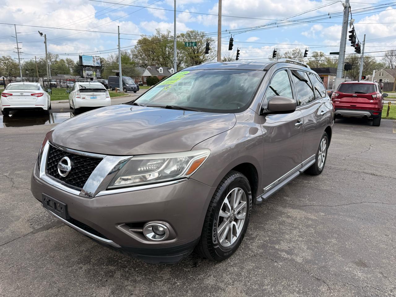 Nissan Pathfinder 2WD 4dr SL 2013