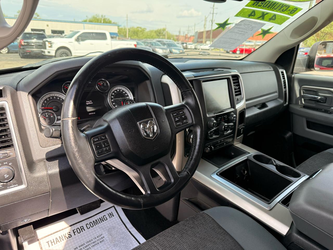 RAM 1500 4WD Crew Cab 140.5" Outdoorsman 2014