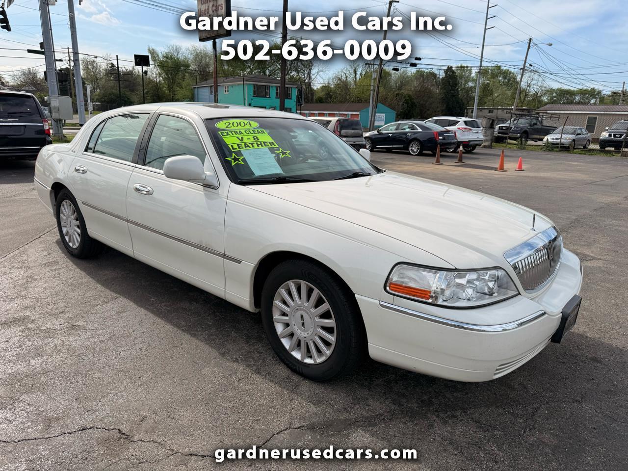 2004 Lincoln Town Car 4dr Sdn Ultimate