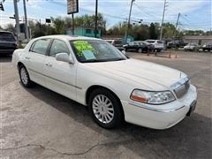 2004 Lincoln Town Car 