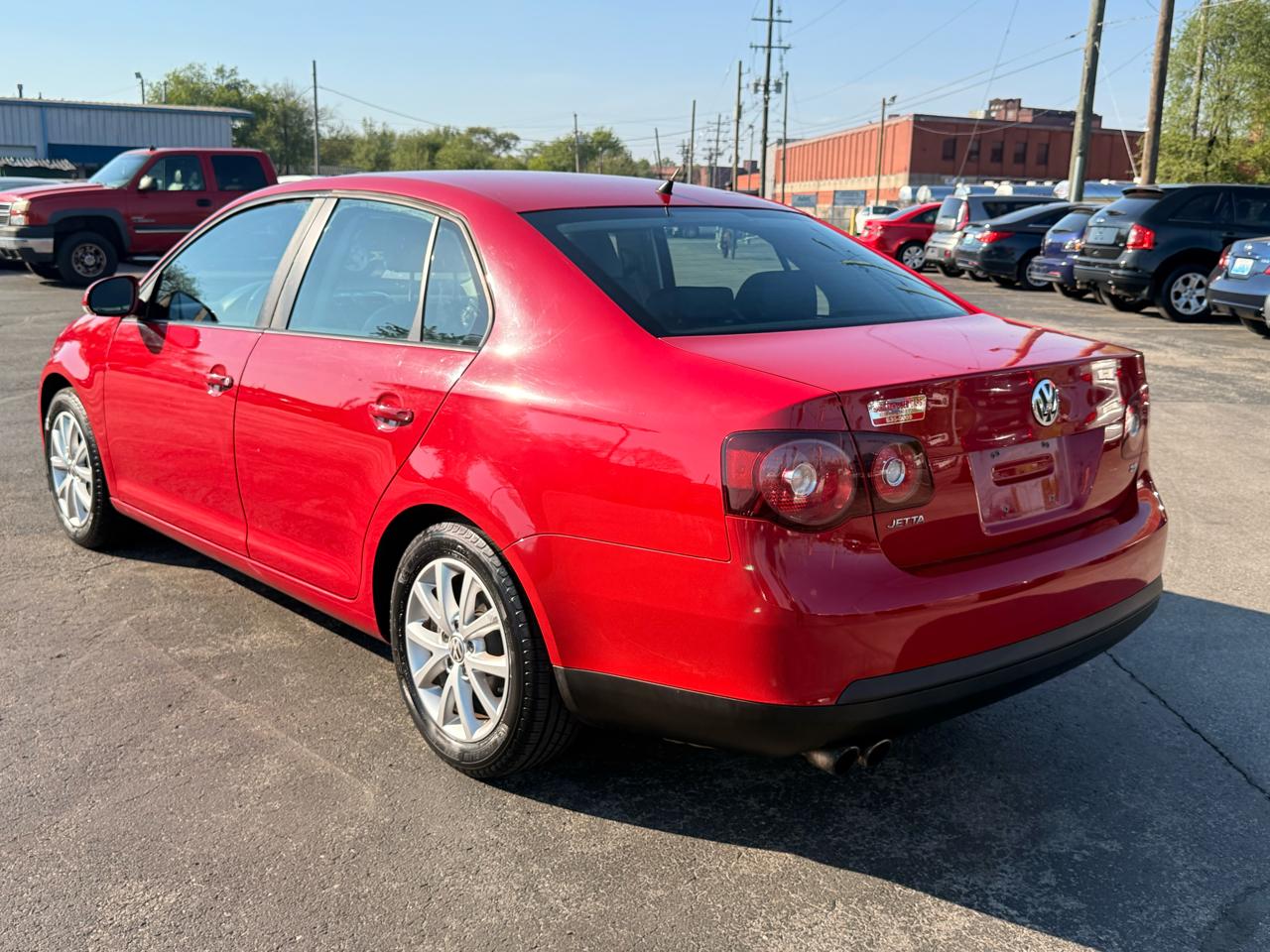 Volkswagen Jetta Sedan 4dr Auto Limited PZEV 2010