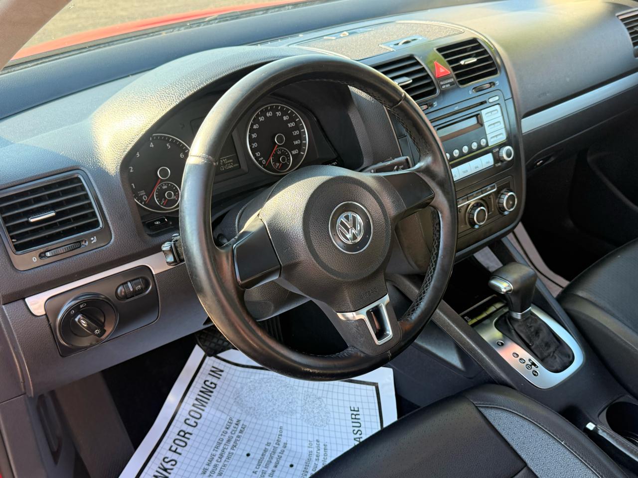 Volkswagen Jetta Sedan 4dr Auto Limited PZEV 2010