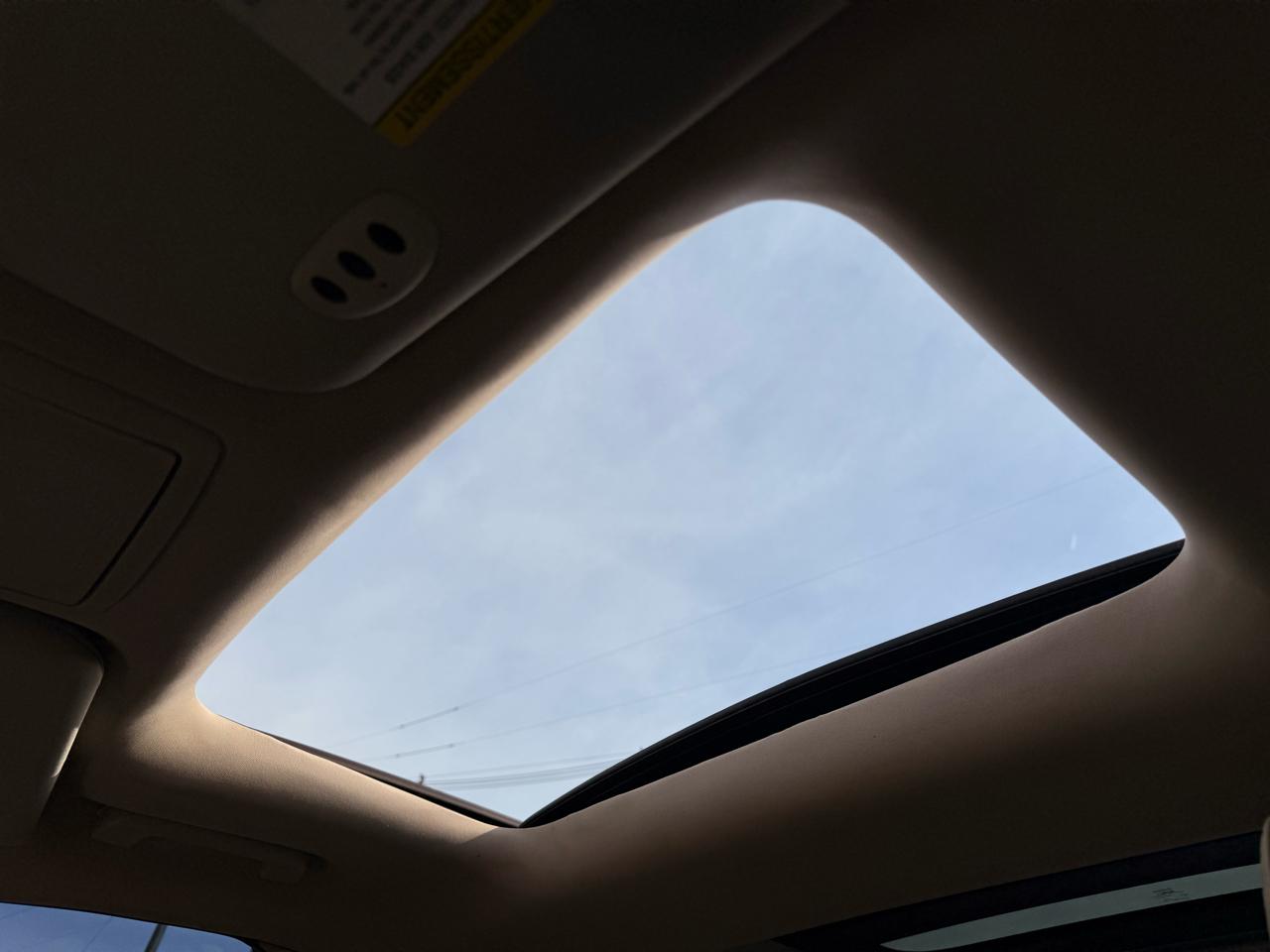 Lincoln MKS 4dr Sdn FWD 2009