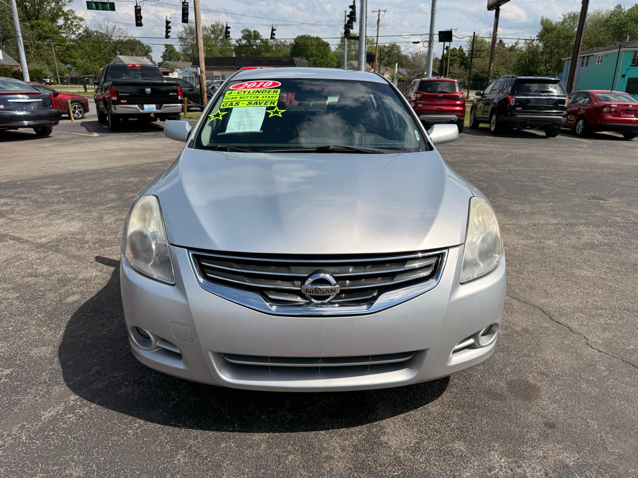 Nissan Altima 4dr Sdn I4 CVT 2.5 S 2010