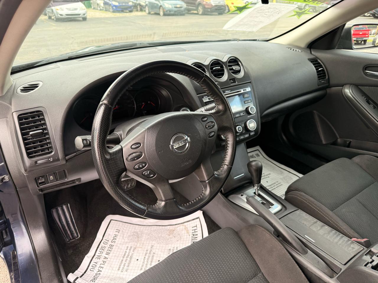 Nissan Altima 2dr Cpe I4 CVT 2.5 S 2011