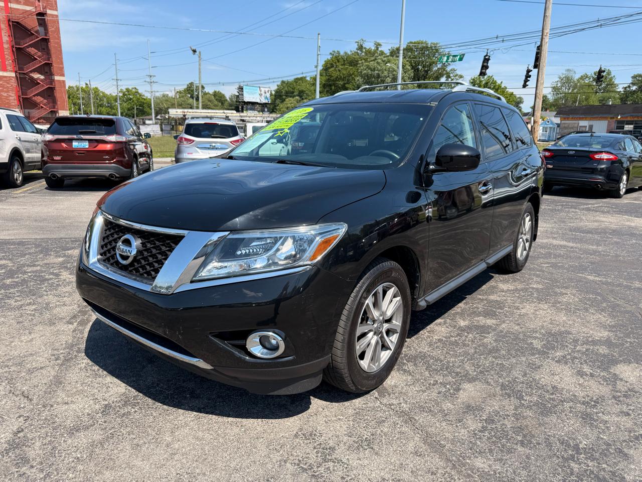 Nissan Pathfinder 4WD 4dr SV 2016