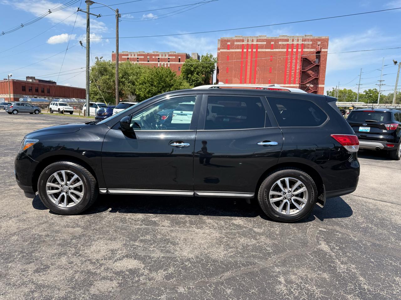 Nissan Pathfinder 4WD 4dr SV 2016