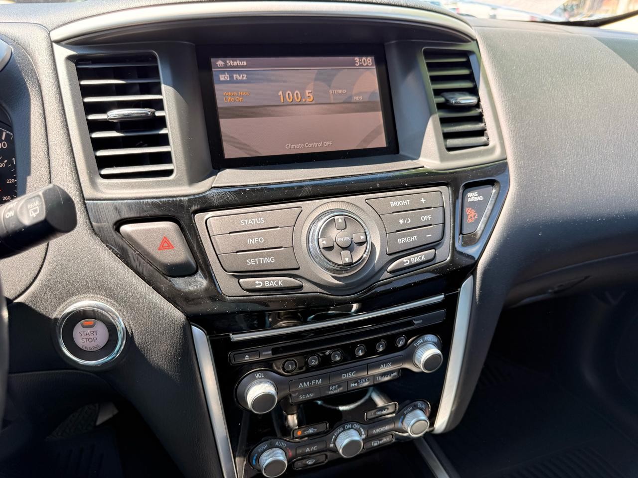 Nissan Pathfinder 4WD 4dr SV 2016