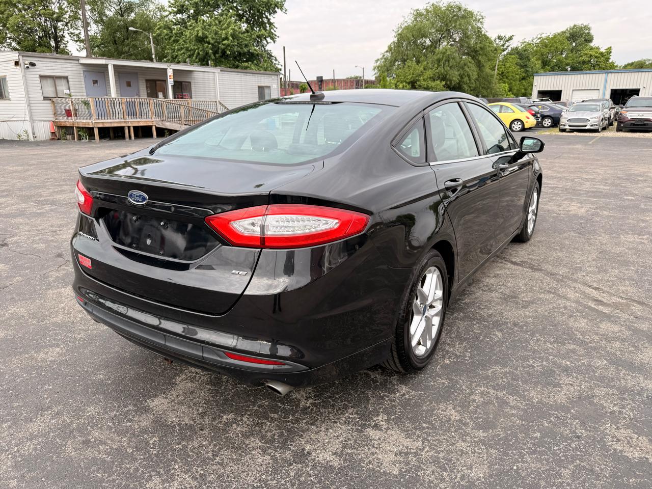 Ford Fusion 4dr Sdn SE FWD 2013