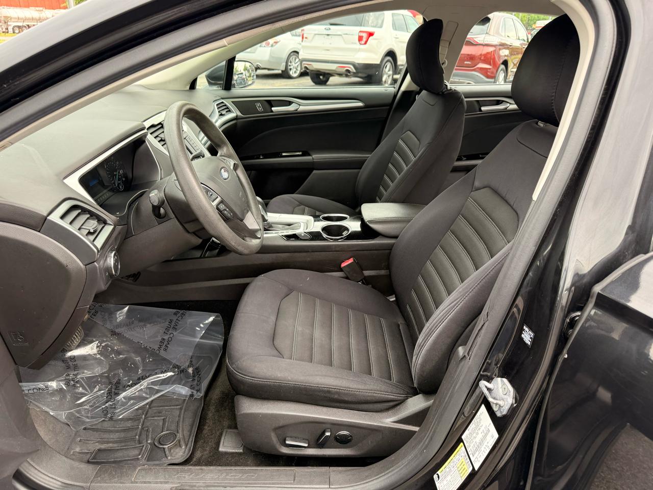 Ford Fusion 4dr Sdn SE FWD 2013