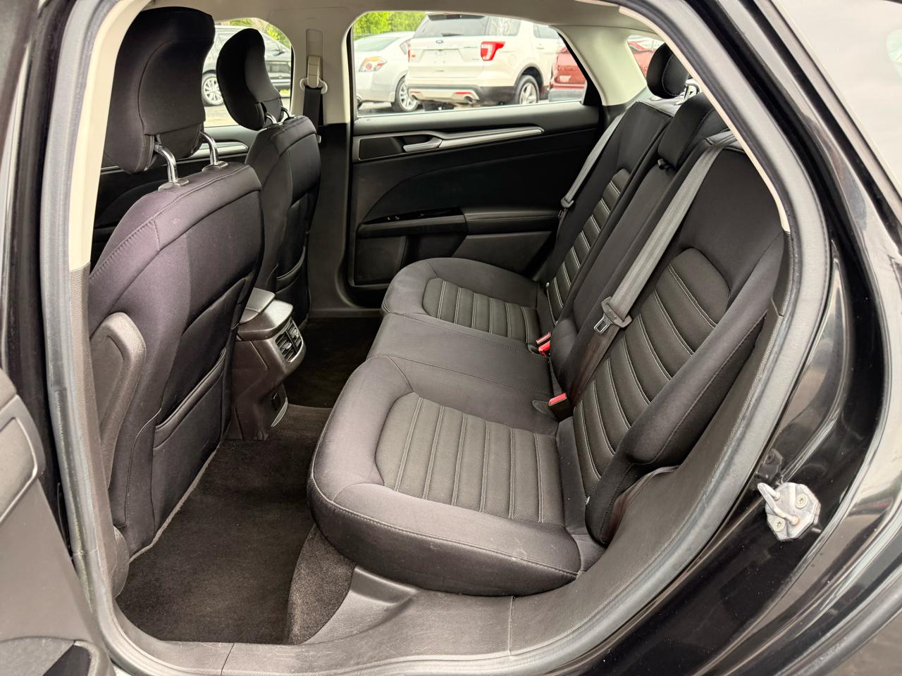 Ford Fusion 4dr Sdn SE FWD 2013