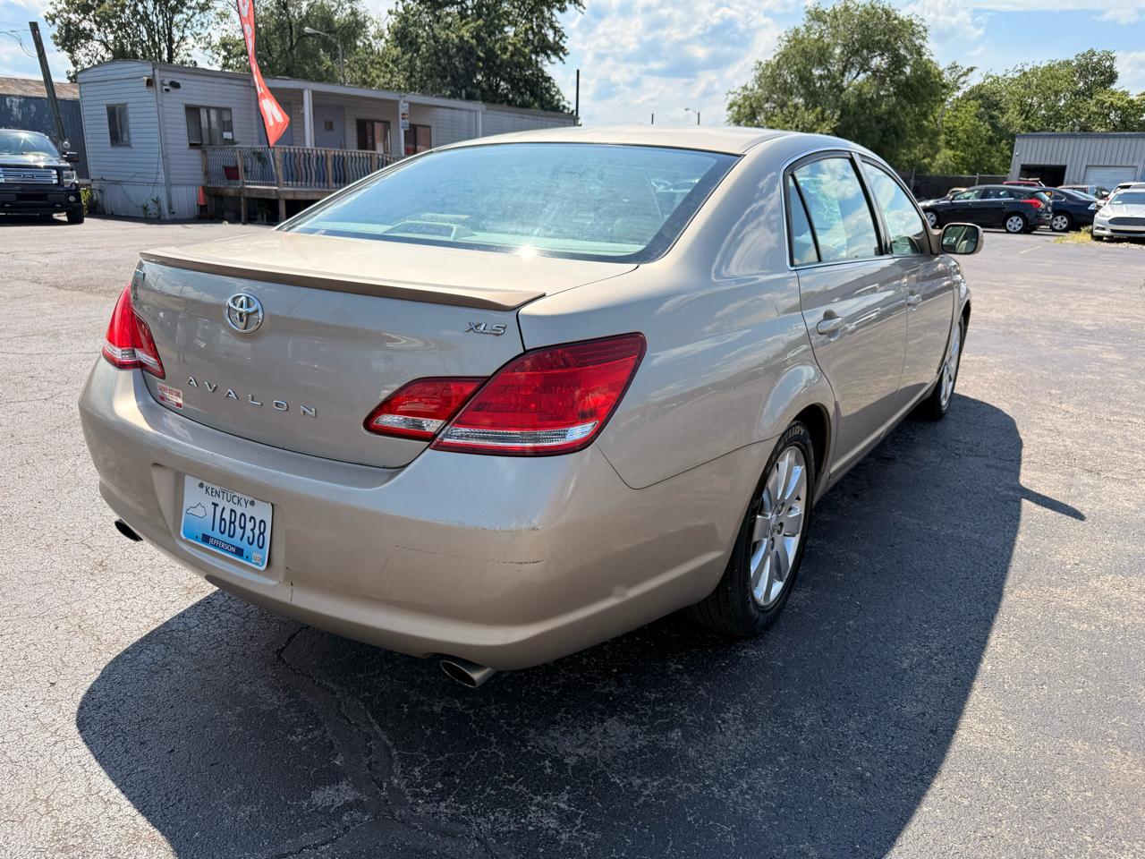 Toyota Avalon 4dr Sdn Touring (Natl) 2006
