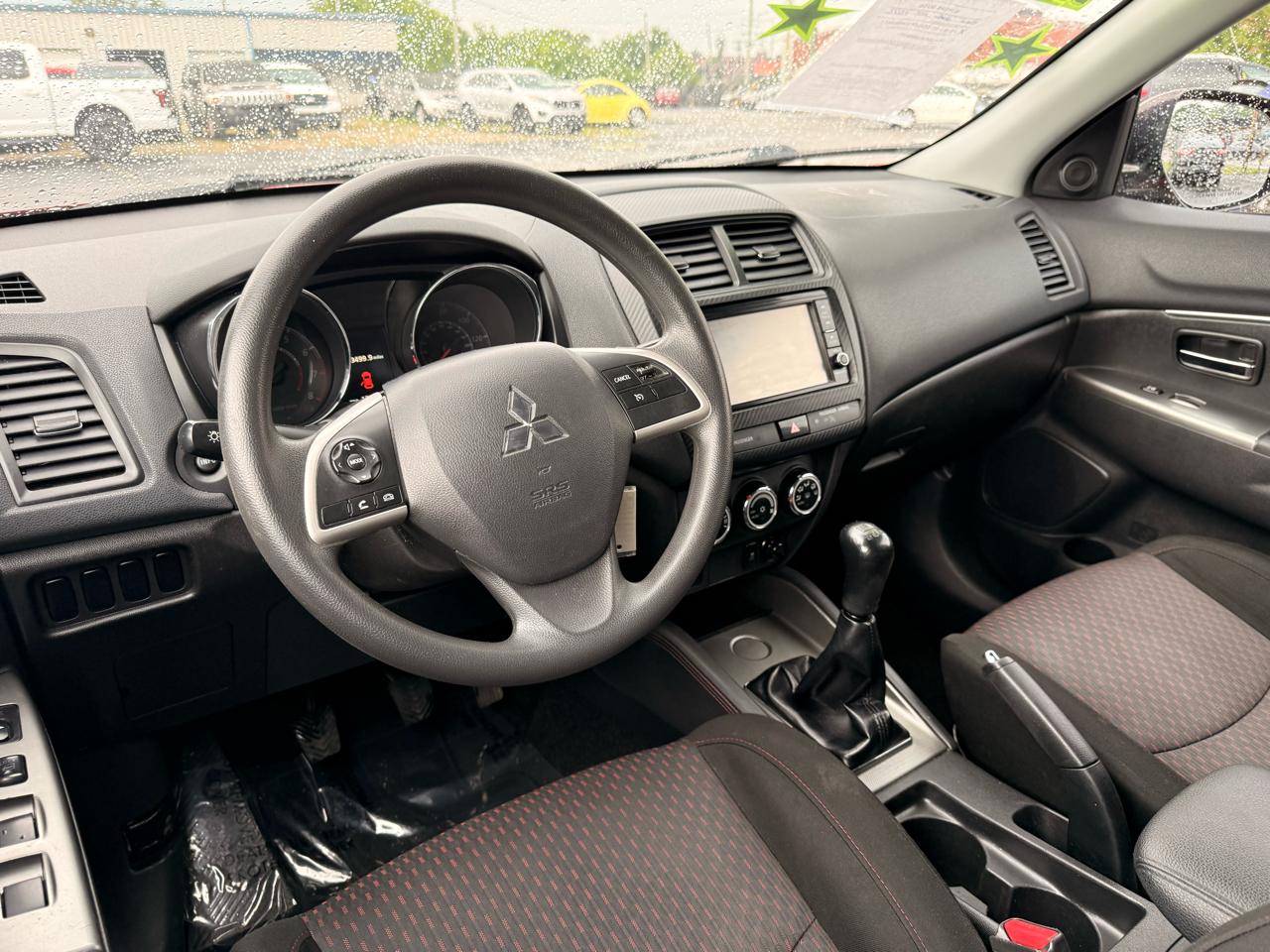 Mitsubishi Outlander Sport ES 2.0 CVT 2018