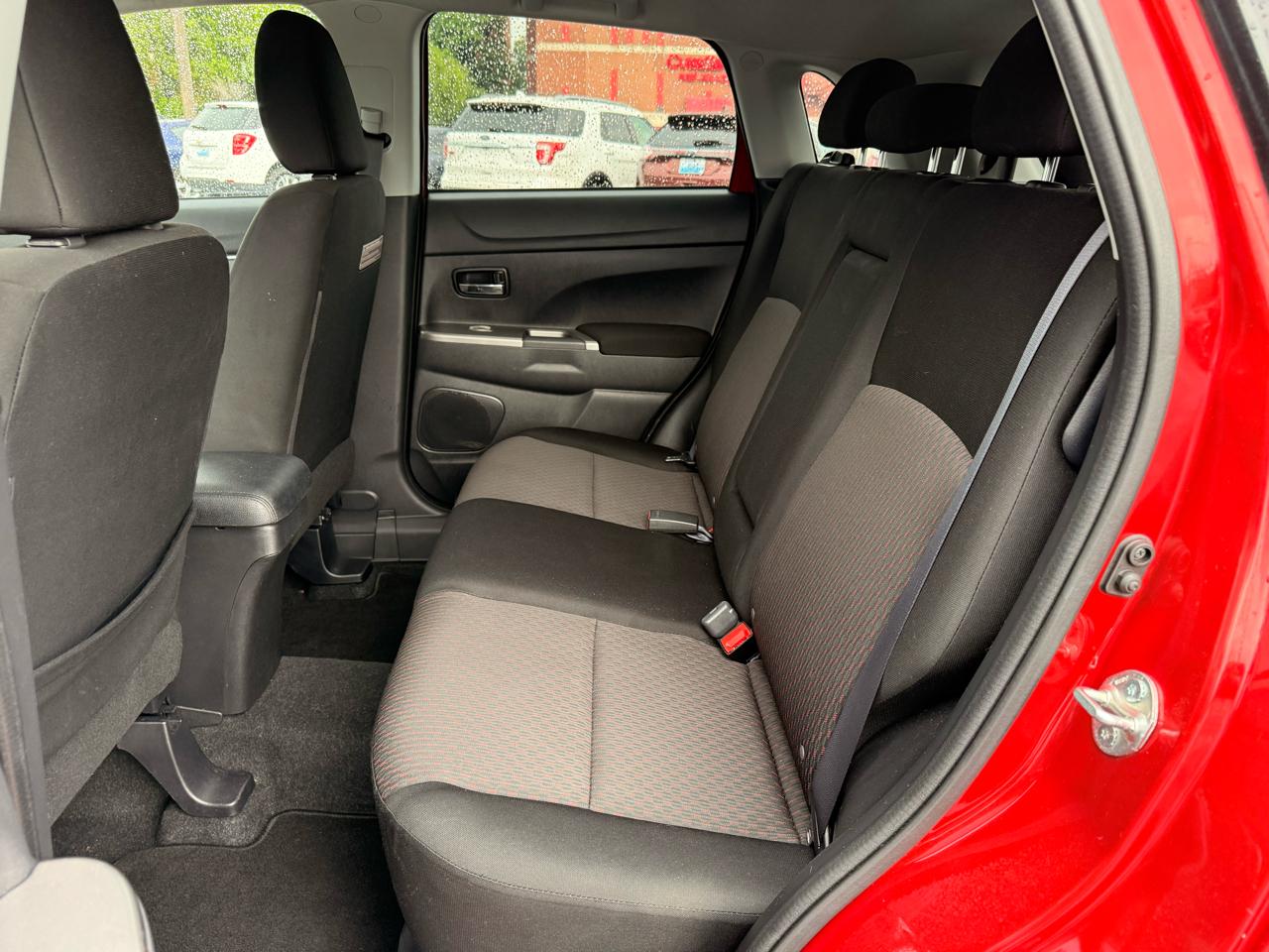 Mitsubishi Outlander Sport ES 2.0 CVT 2018