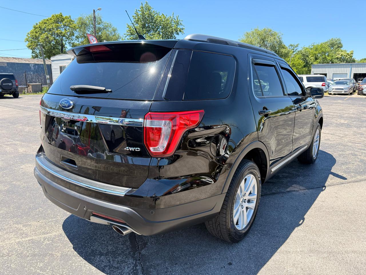 Ford Explorer XLT 4WD 2018