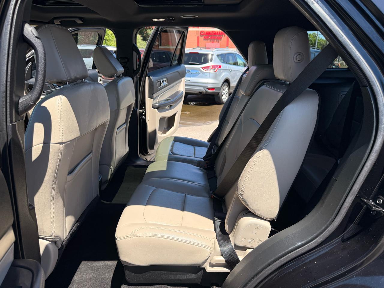 Ford Explorer XLT 4WD 2018