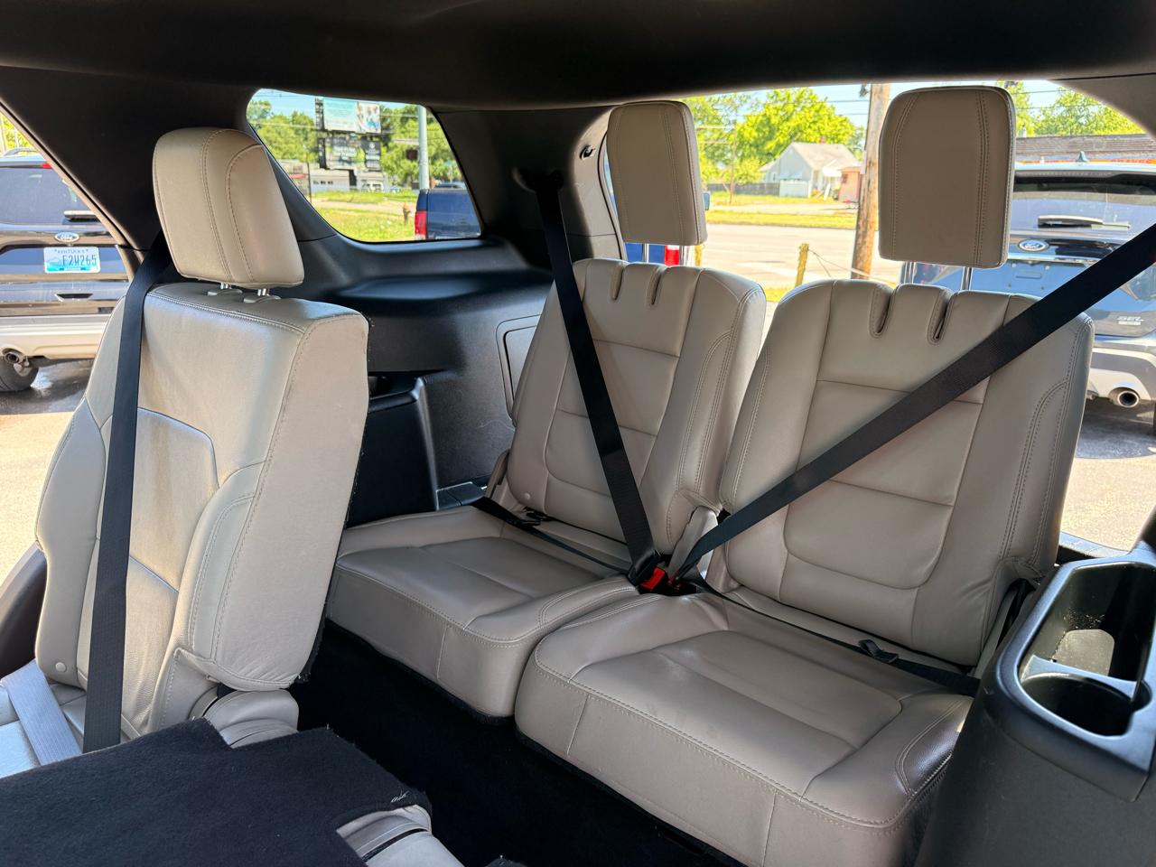 Ford Explorer XLT 4WD 2018