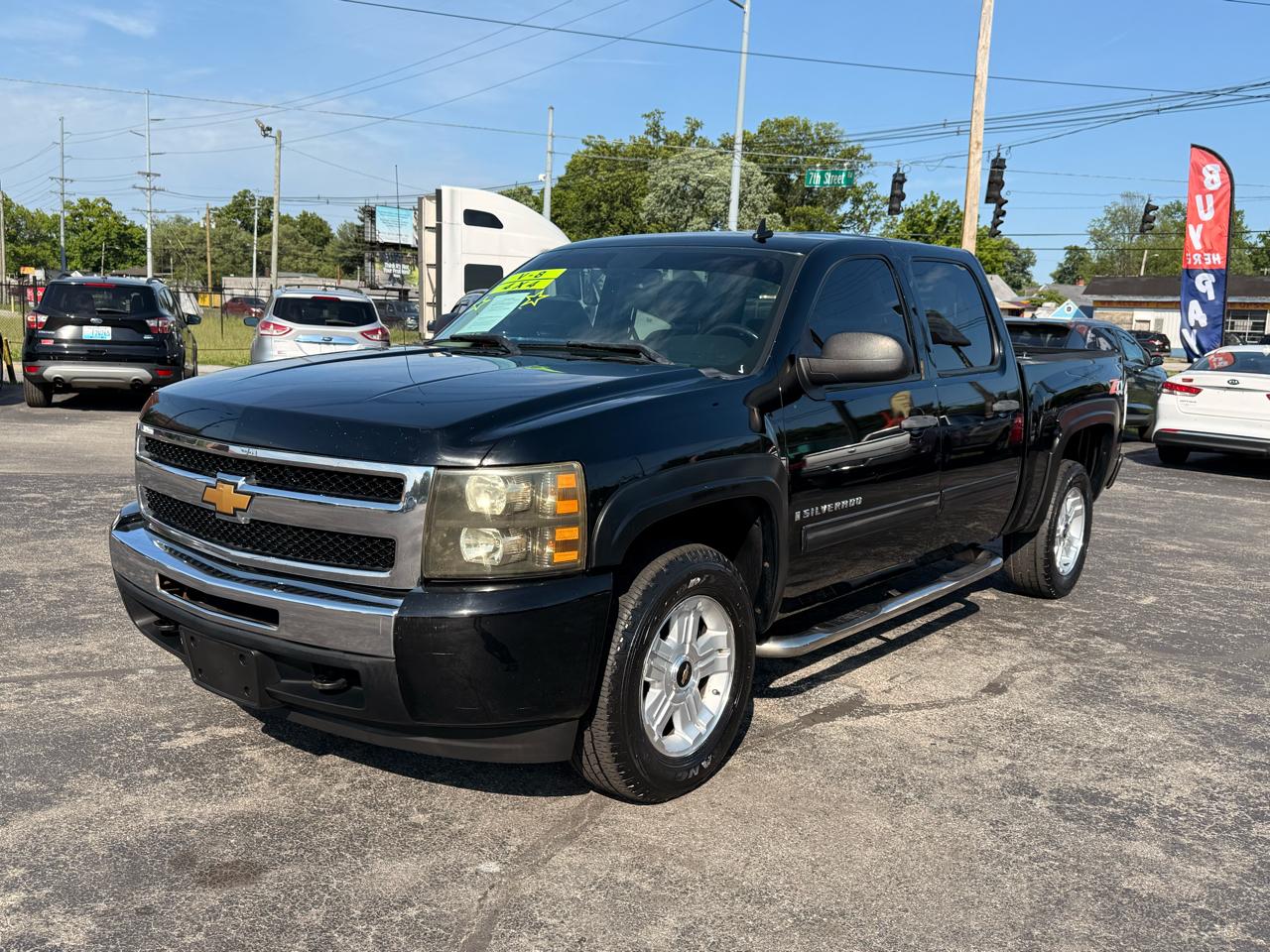 Chevrolet Silverado 1500 4WD Crew Cab 143.5" LT 2009