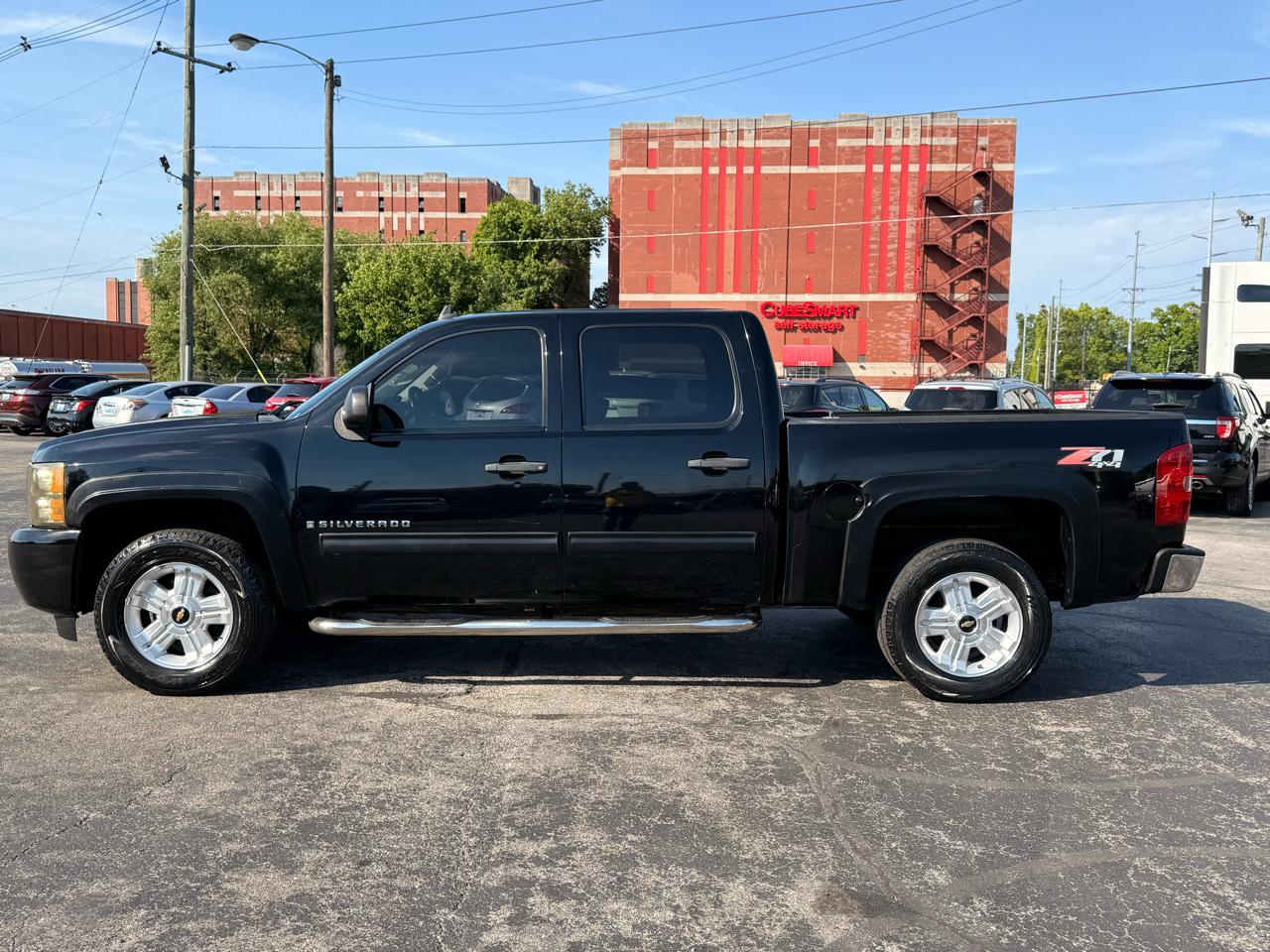 Chevrolet Silverado 1500 4WD Crew Cab 143.5" LT 2009