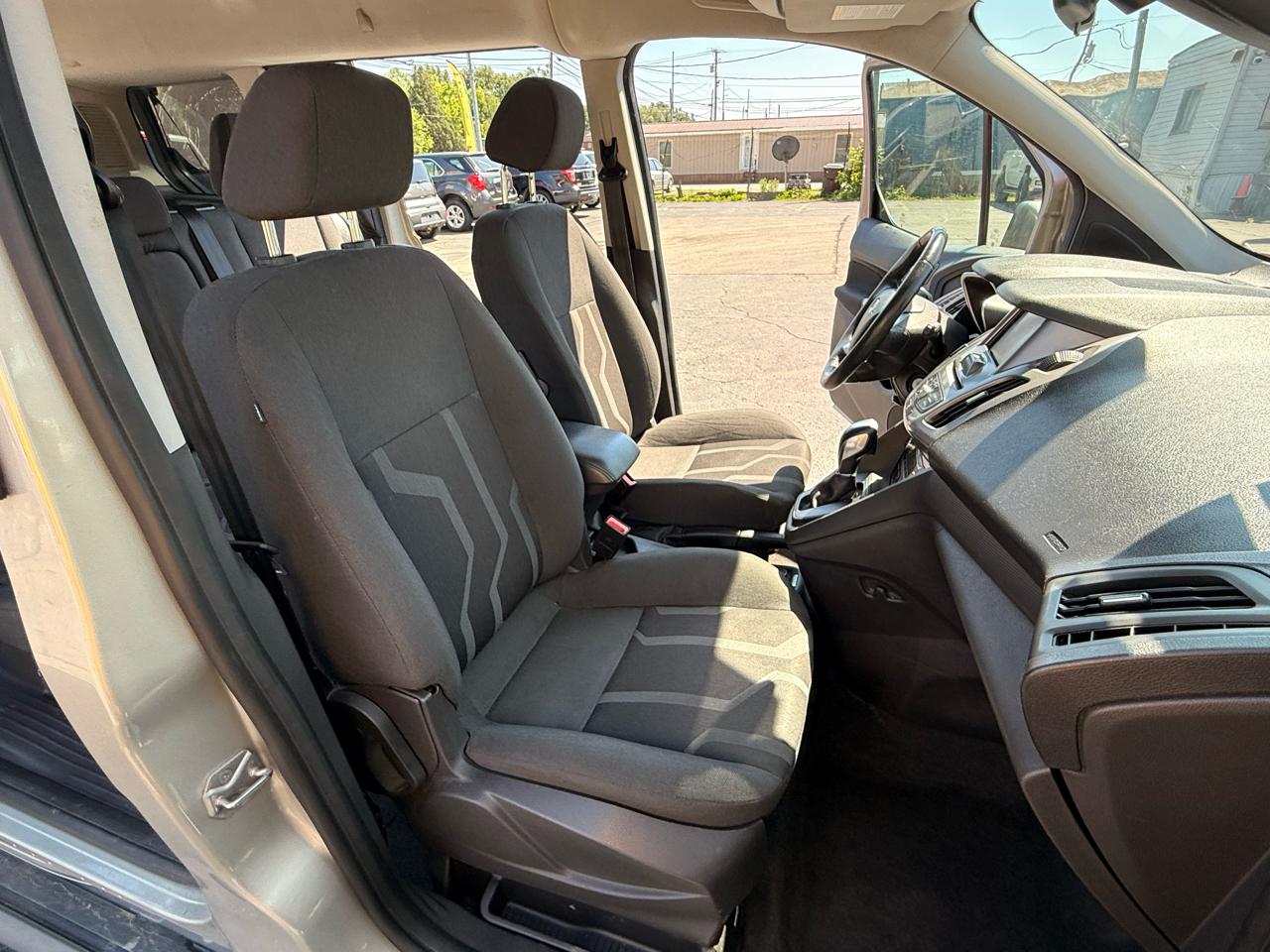 Ford Transit Connect Wagon 4dr Wgn LWB XLT w/Rear Liftgate 2015