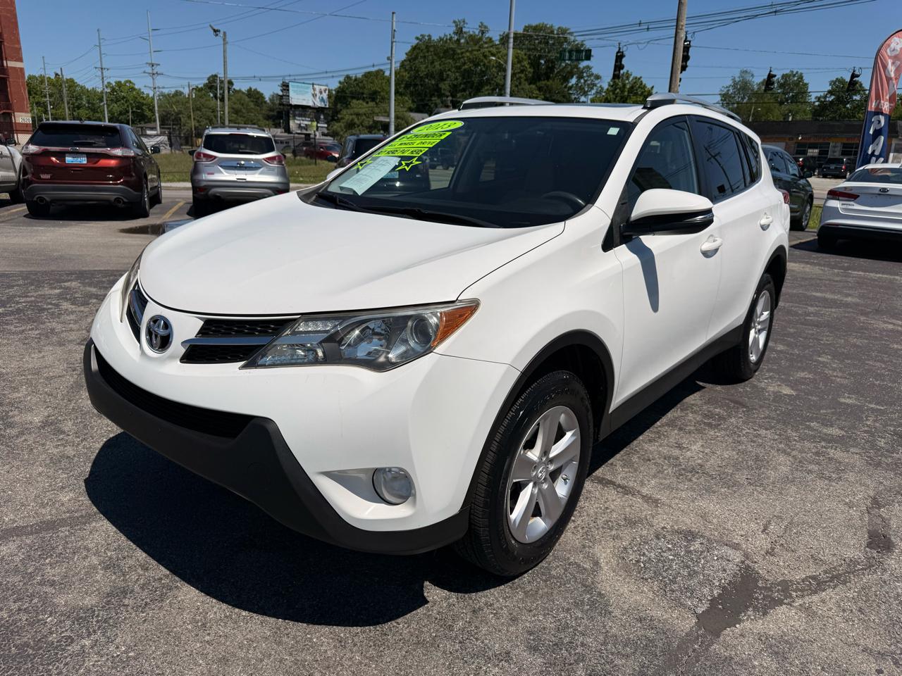 Toyota RAV4 AWD 4dr XLE (Natl) 2013