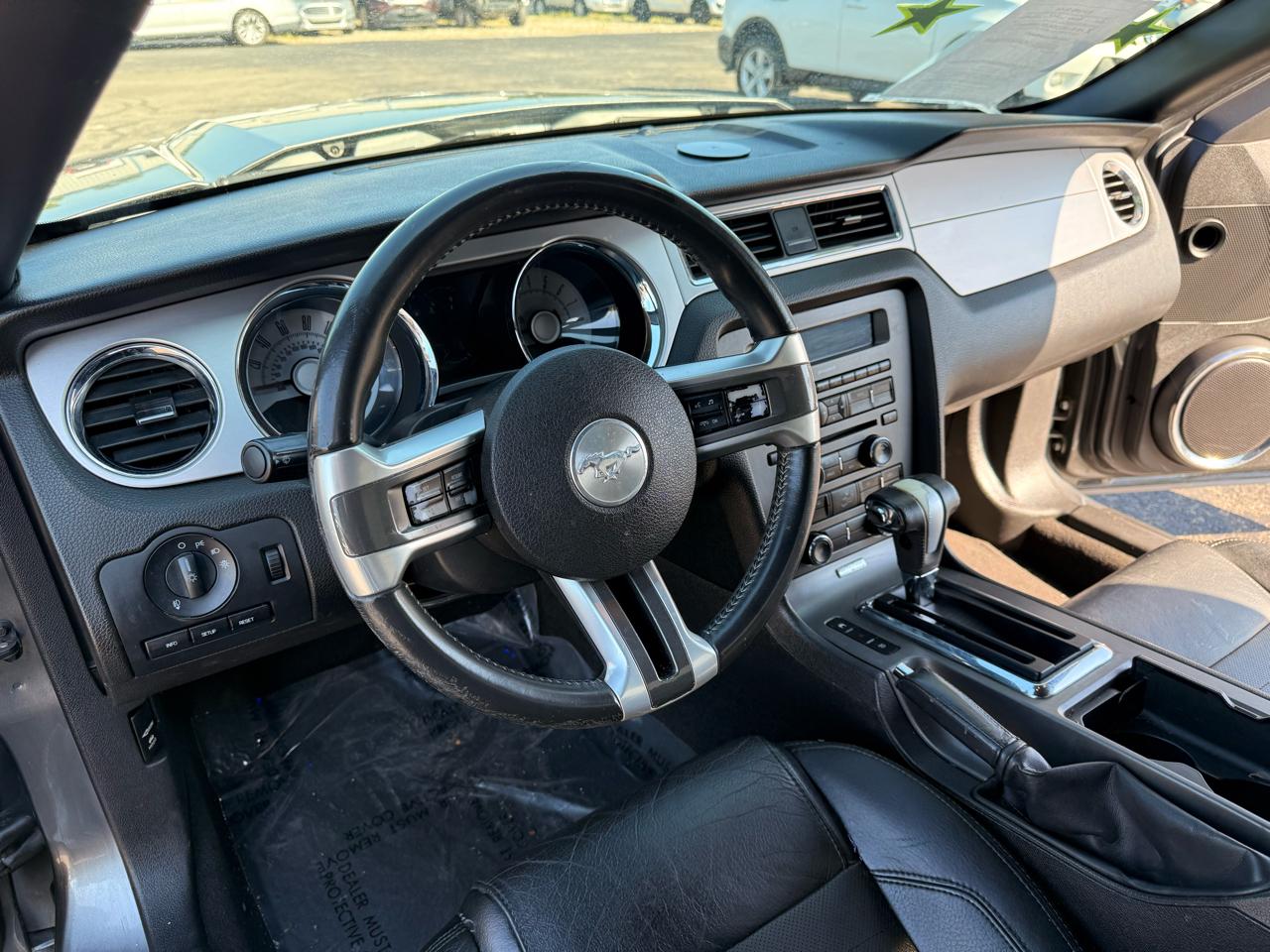 Ford Mustang 2dr Cpe GT 2010