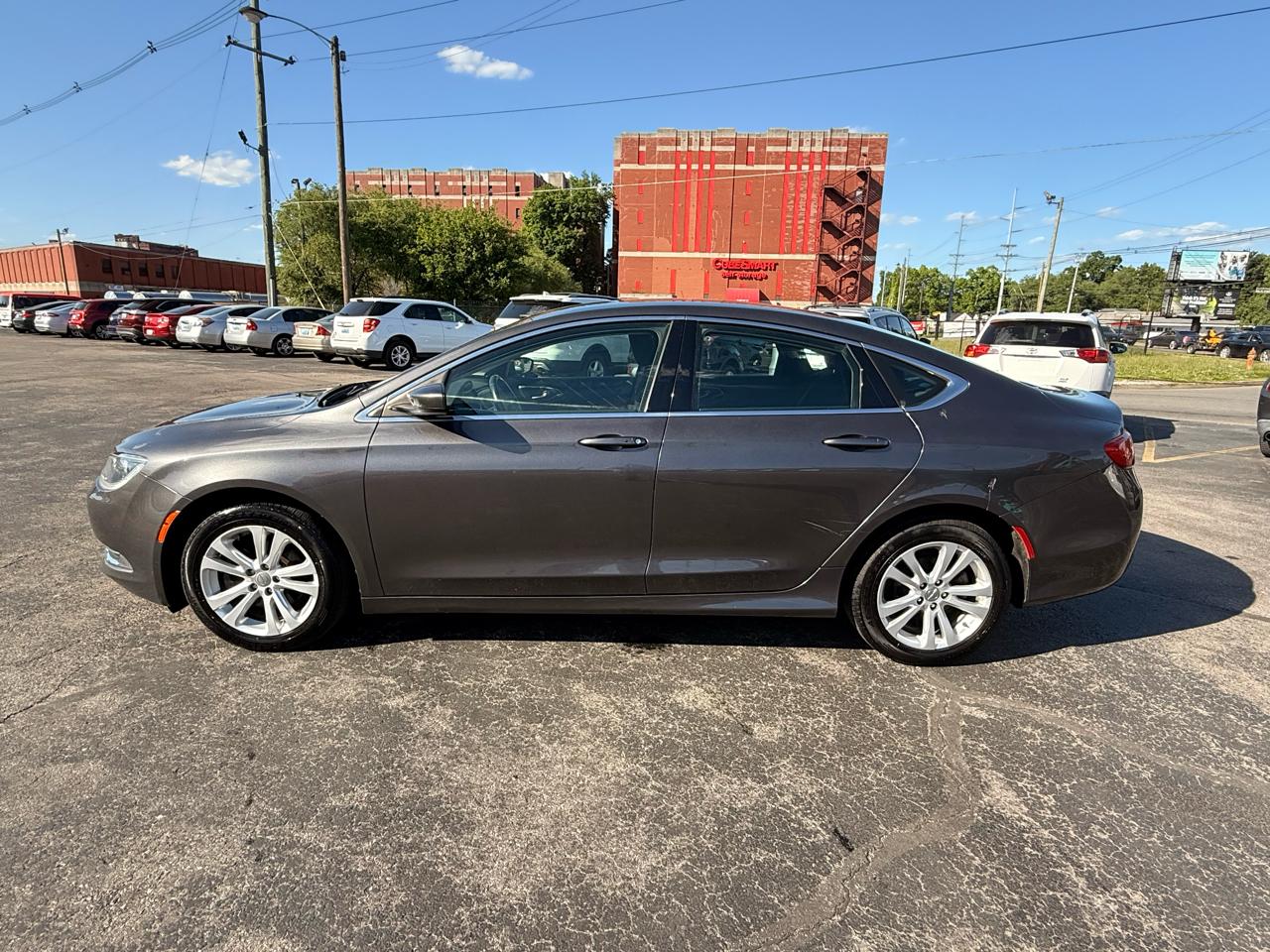 Chrysler 200 4dr Sdn Limited FWD 2015