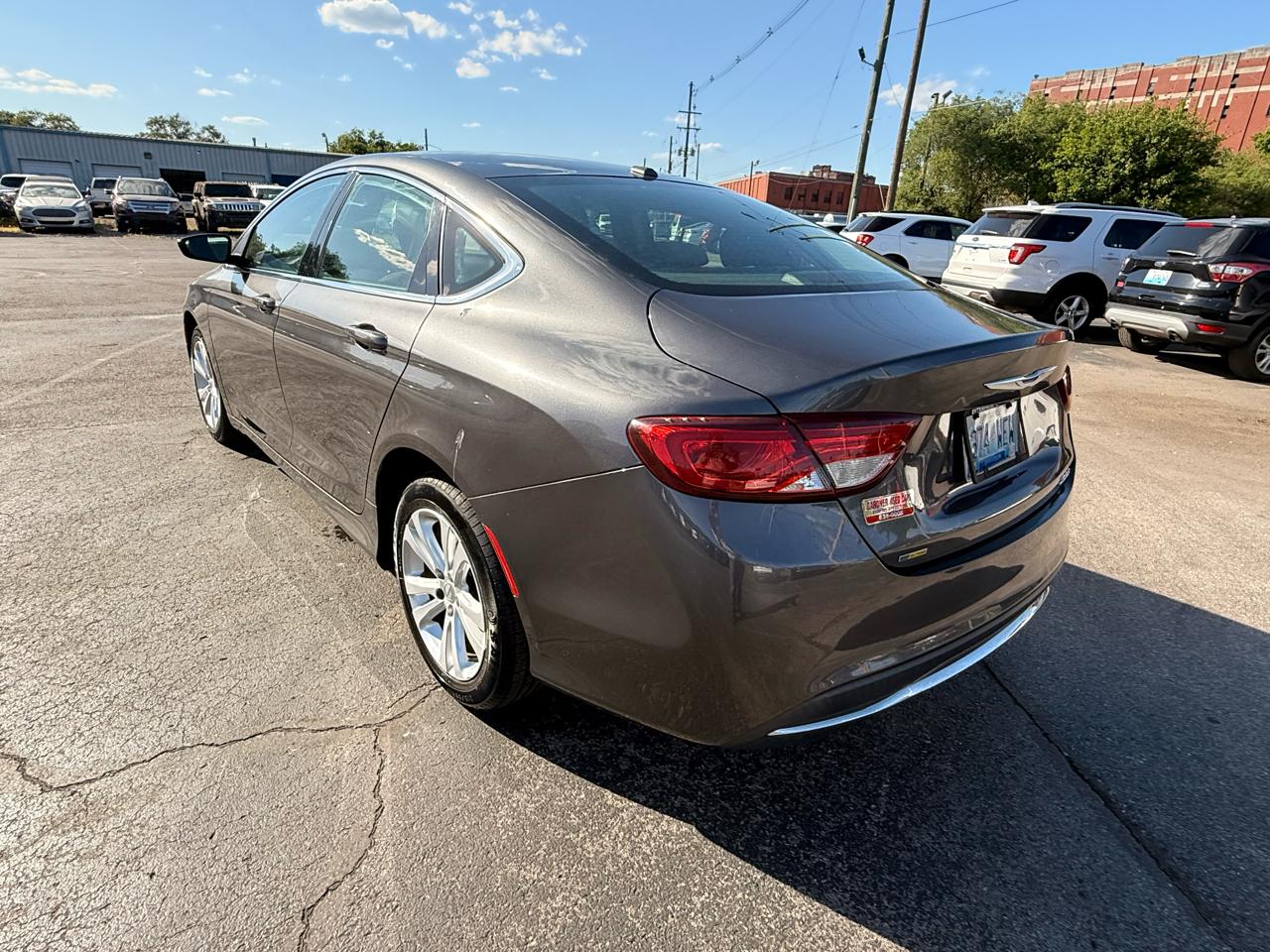 Chrysler 200 4dr Sdn Limited FWD 2015