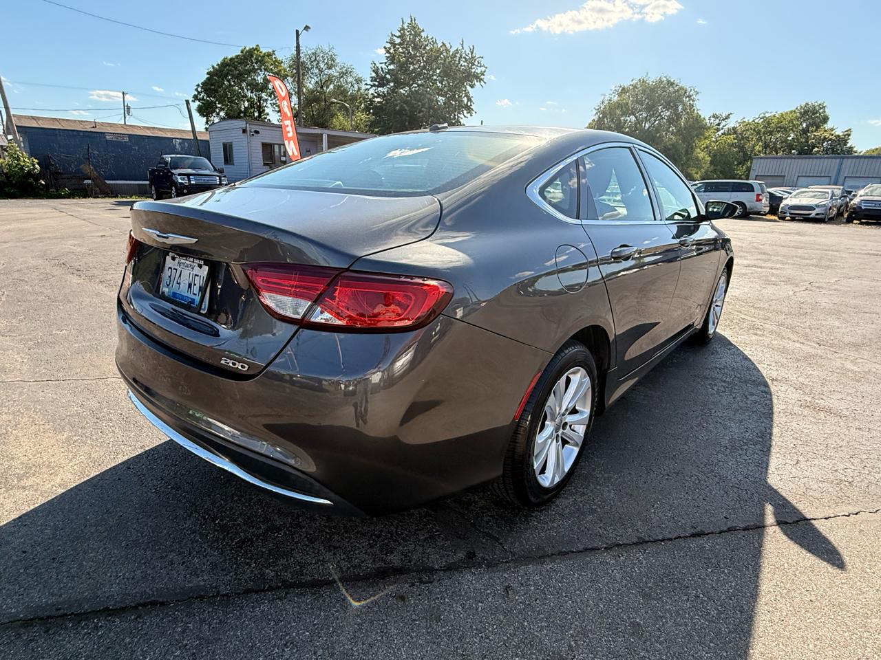 Chrysler 200 4dr Sdn Limited FWD 2015