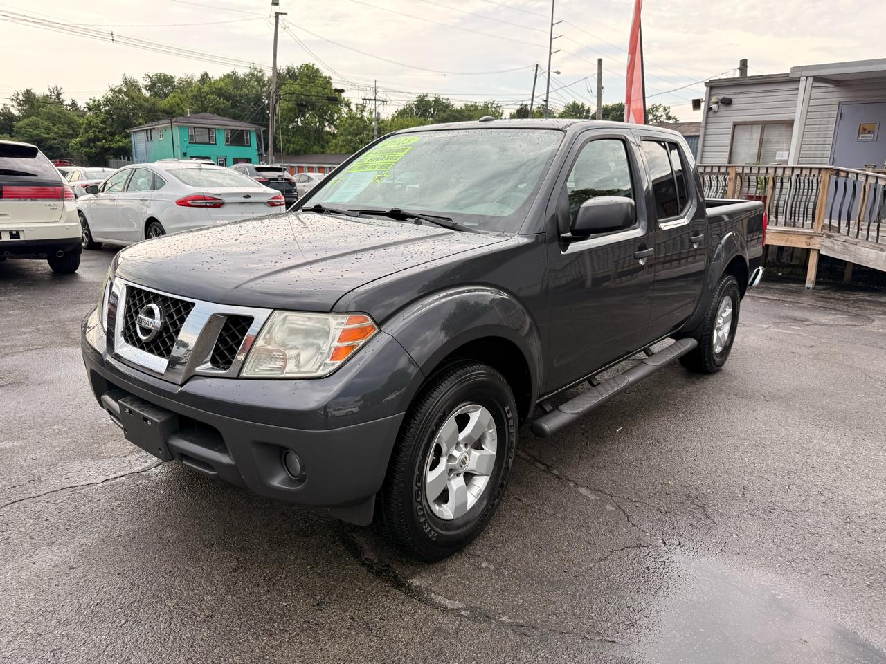 Nissan Frontier 2WD Crew Cab SWB Auto SV 2013