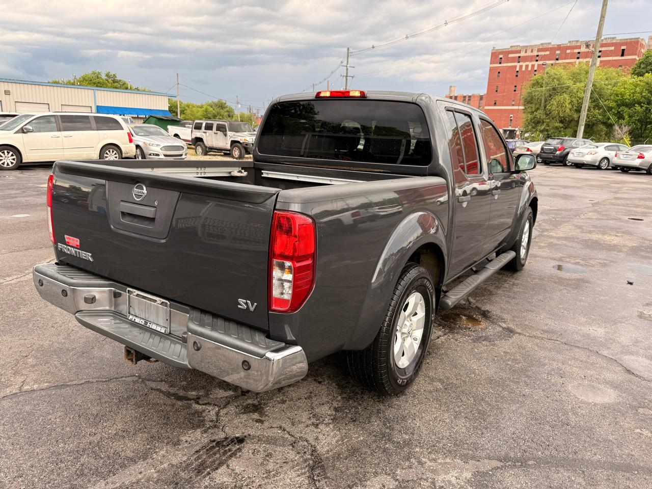 Nissan Frontier 2WD Crew Cab SWB Auto SV 2013