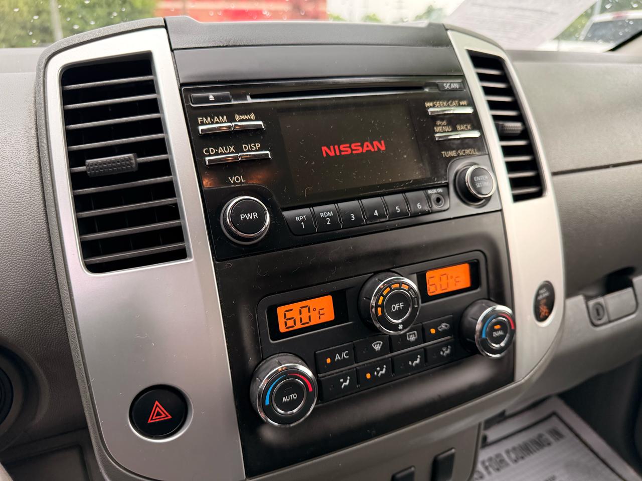 Nissan Frontier 2WD Crew Cab SWB Auto SV 2013
