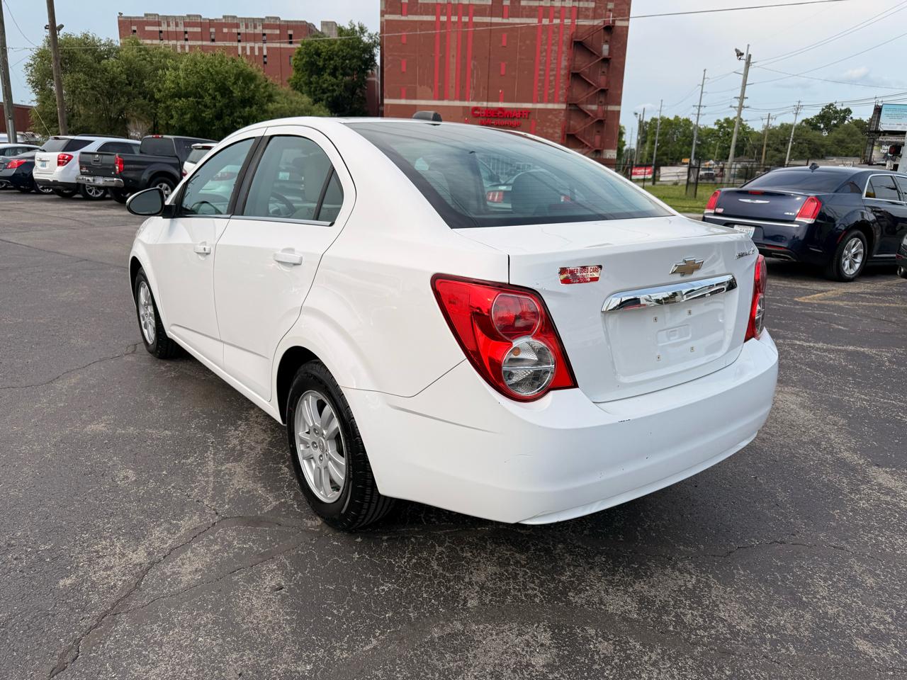 Chevrolet Sonic 4dr Sdn Auto LT 2015