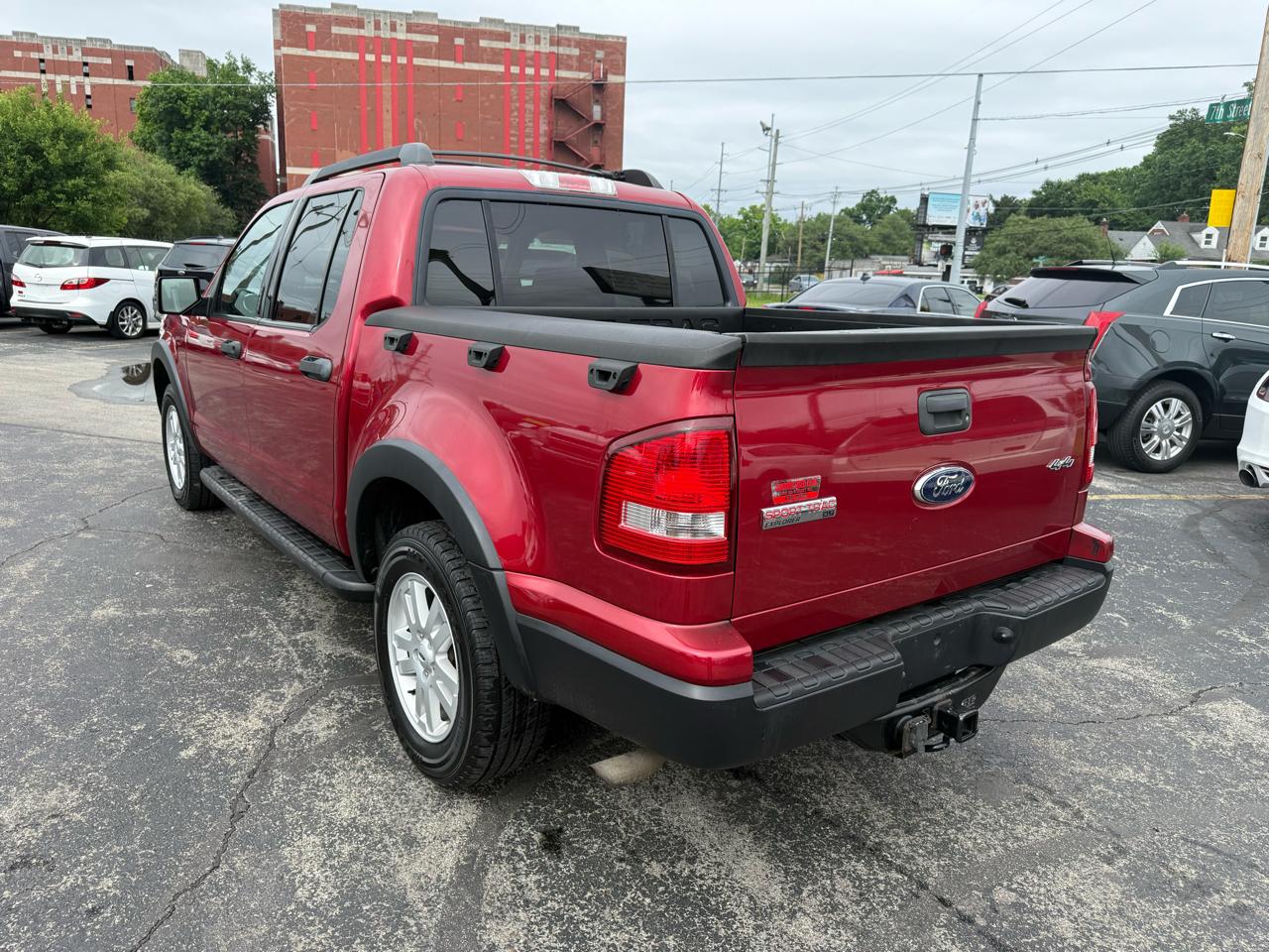 Ford Explorer Sport Trac 4WD 4dr V6 XLT 2008