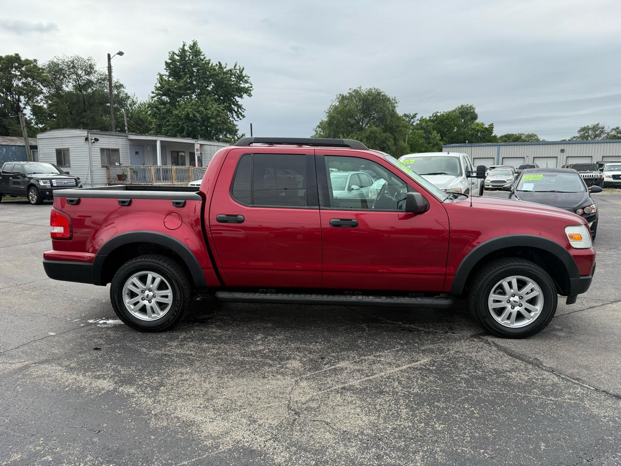 Ford Explorer Sport Trac 4WD 4dr V6 XLT 2008