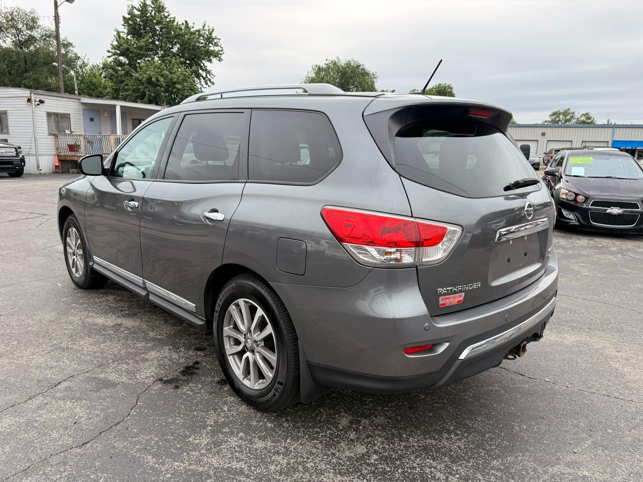 Nissan Pathfinder 4WD 4dr SL 2015
