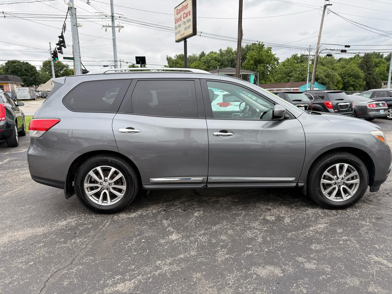 Nissan Pathfinder 4WD 4dr SL 2015
