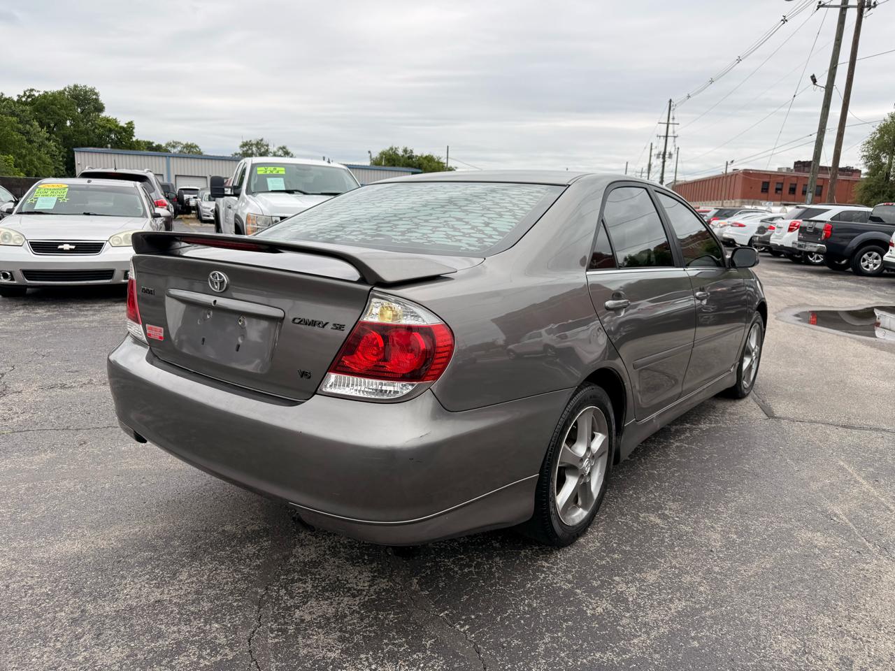 Toyota Camry 4dr Sdn SE V6 Auto (Natl) 2005