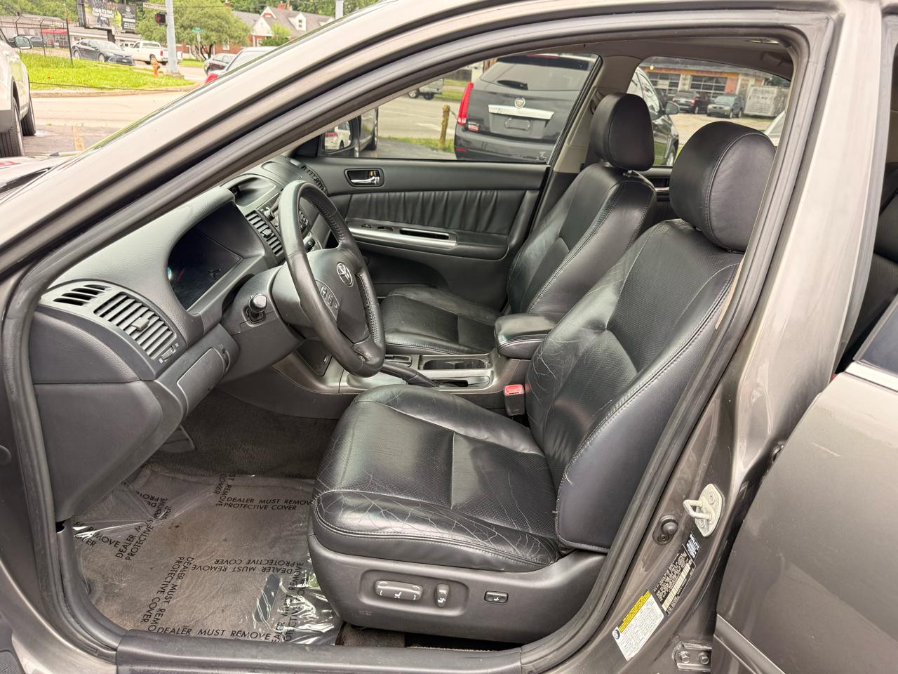 Toyota Camry 4dr Sdn SE V6 Auto (Natl) 2005