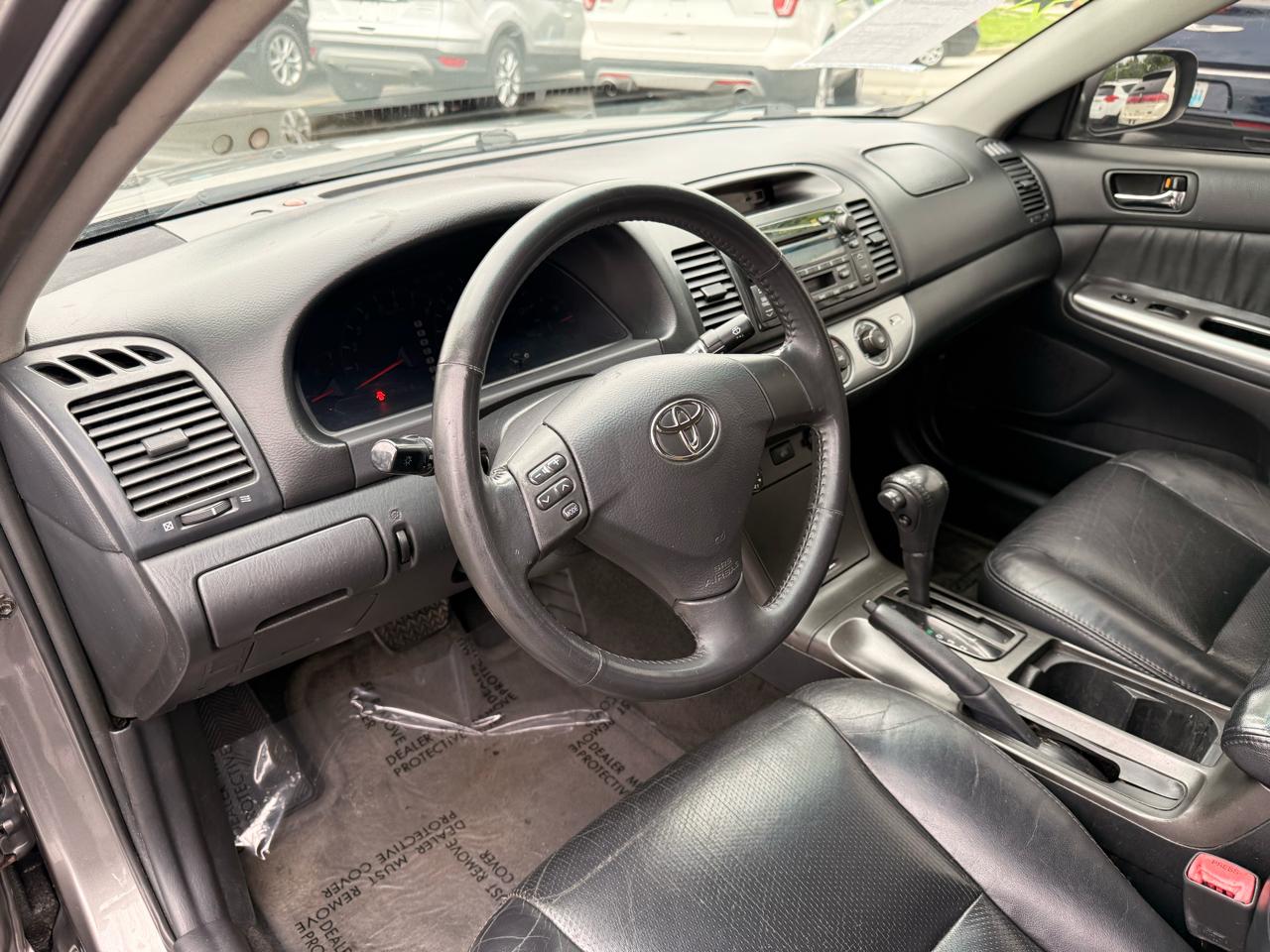 Toyota Camry 4dr Sdn SE V6 Auto (Natl) 2005