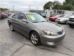 2005 Toyota Camry 
