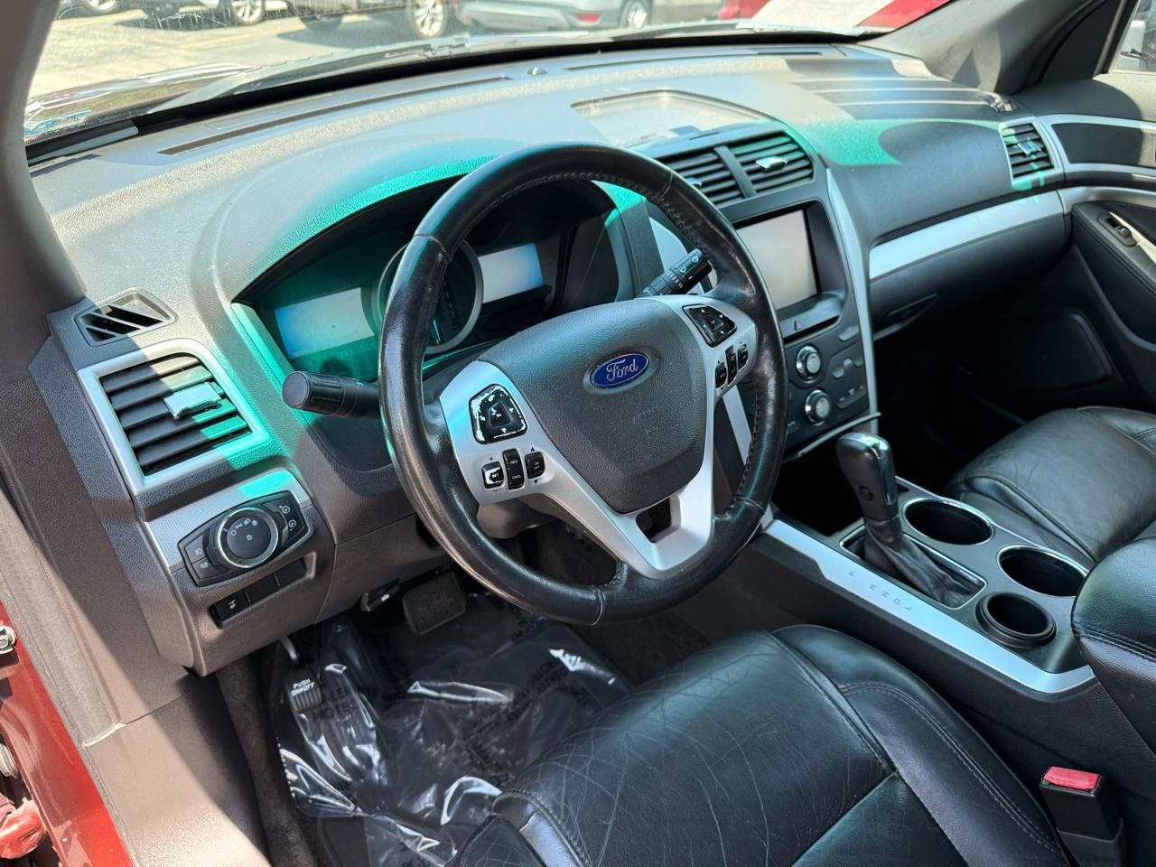 Ford Explorer FWD 4dr XLT 2012