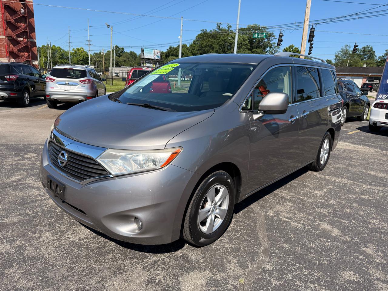Nissan Quest 4dr SV 2013