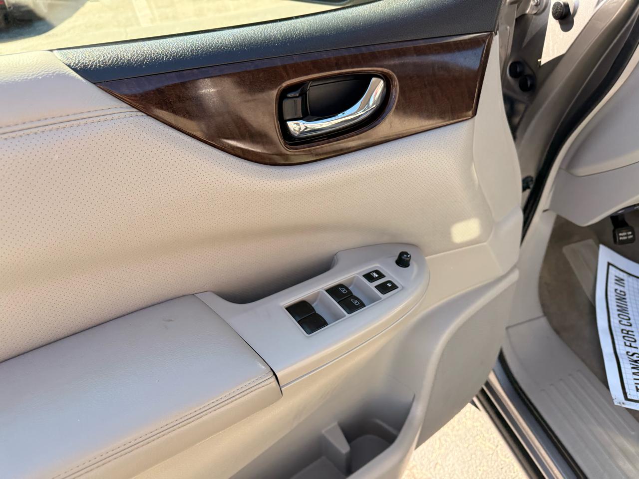 Nissan Quest 4dr SV 2013